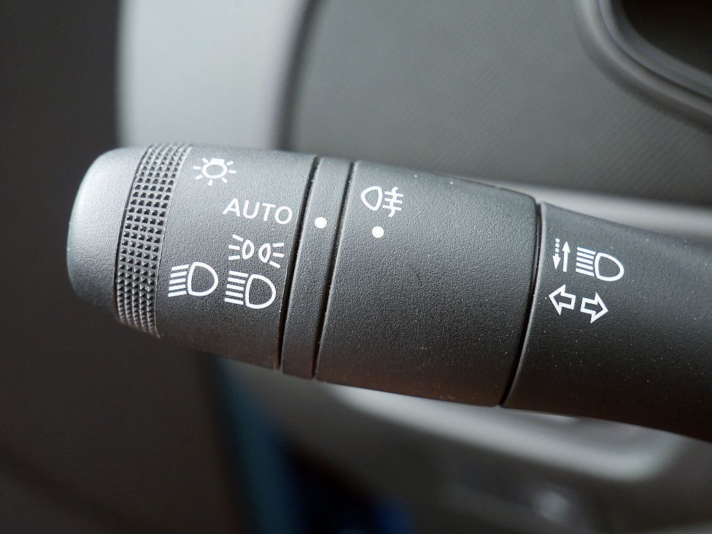 Fahrzeugabbildung Renault ZOE Life R110 Z.E. 50 KLIMA KEYLESS LED