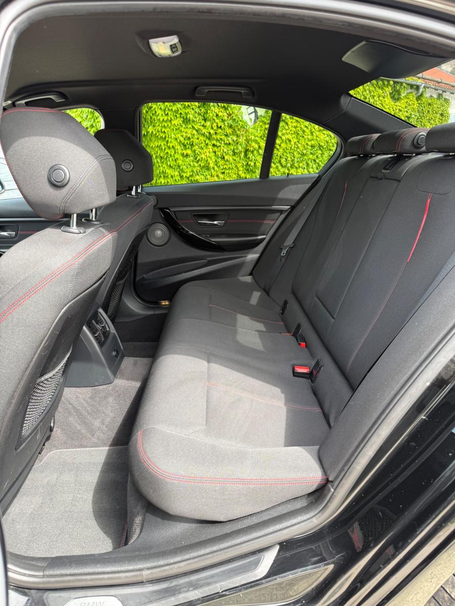 BMW 335i xDrive Sport Line | 306 ch | BVA | Harman Kardon | GPS Professional | Phares bi-xénon | Sièges chauffants