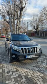 Toyota Land Cruiser 2.8 D-4D Automatik - - Toyota Land Cruiser: 4.2