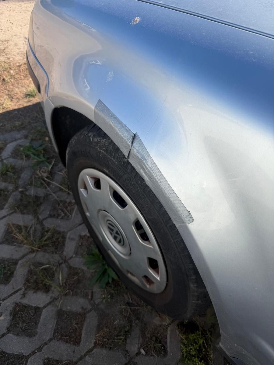 Volkswagen Passat 2005 — engine 110 HP (81kW)