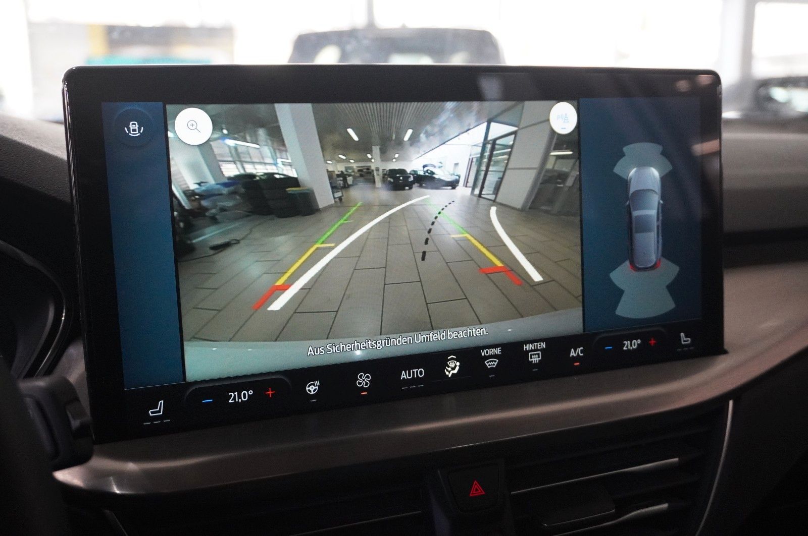 Fahrzeugabbildung Ford Focus Turnier 1.5D TITANIUM NAVI/LED/KAMERA/DAB+