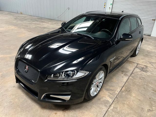 Jaguar XF Sportbrake 2.2 D R Sport MOTORSCHADEN