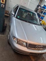 Audi A4 1.6 - - Audi A4 aus 1997: 1.6