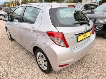 Toyota Yaris - 5
