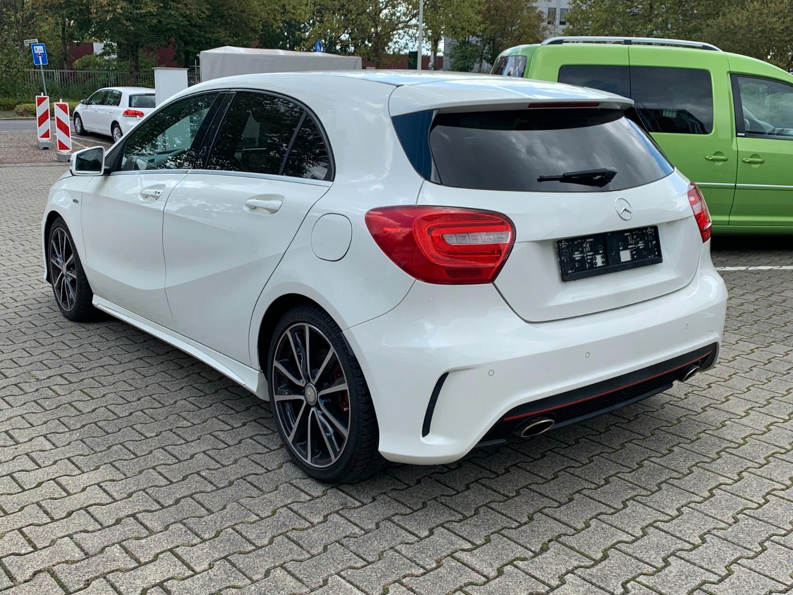 Mercedes-Benz A 250 Sport / Edition * AMG Paket*Tüv NEU
