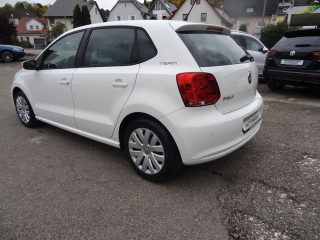 Fahrzeugabbildung Volkswagen Polo V Team/1.Hd/Klima/SitzH/PDC/84.000km/