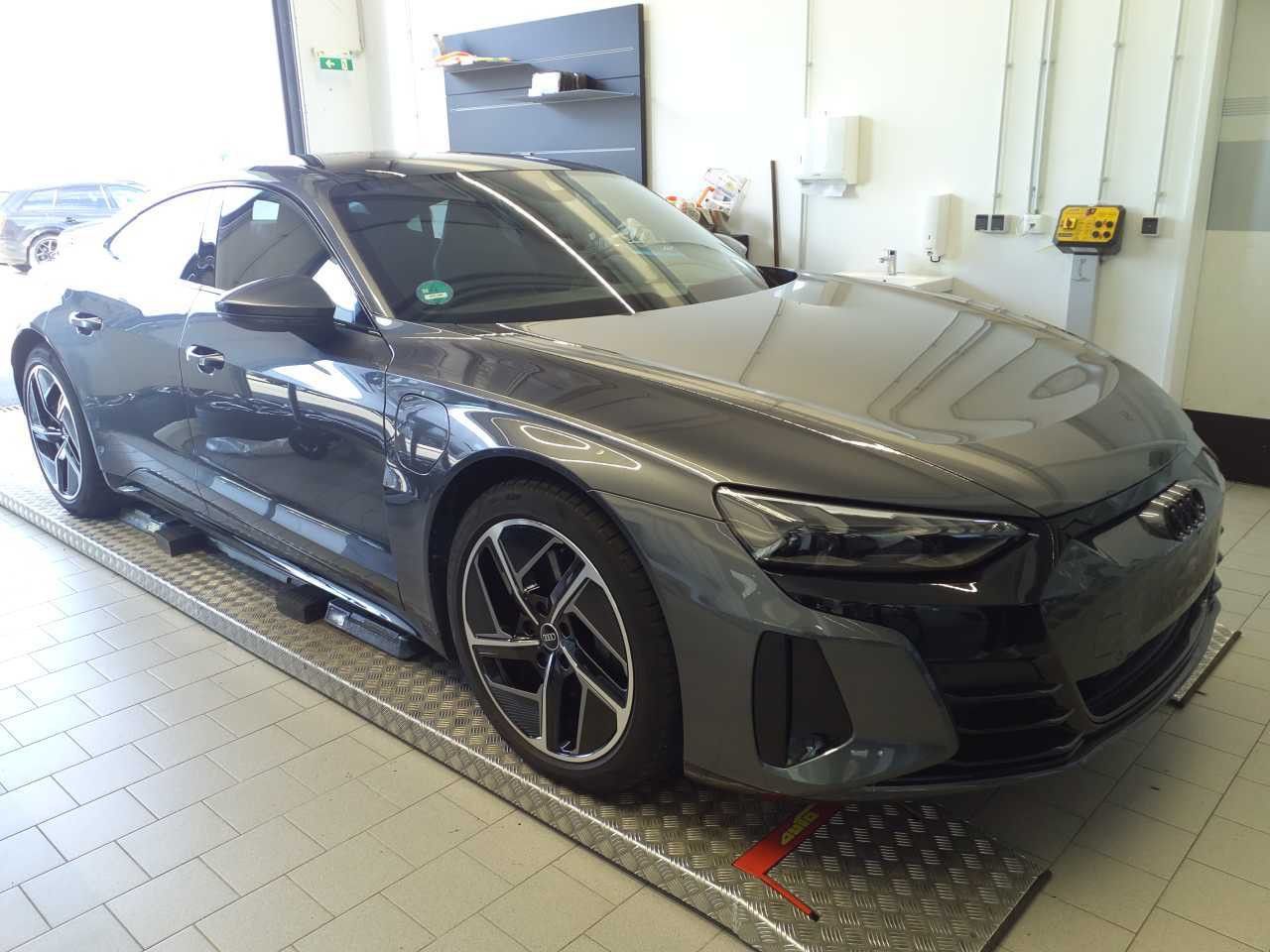 Audi e-tron GT - Bild 2