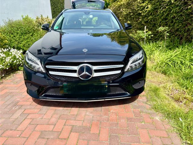 MERCEDES-BENZ C 220 d T Autom. -
