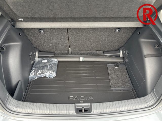 Fabia 1.0 Selection Plus 5-gang 130 Jahre LED PD
