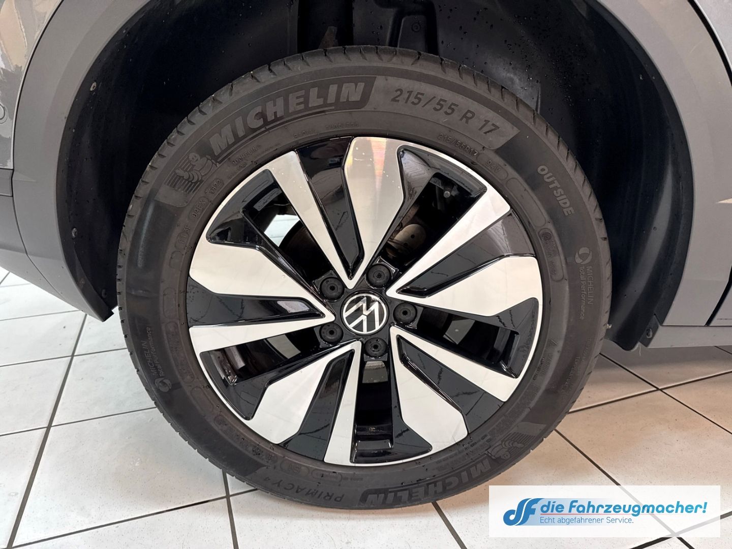 Fahrzeugabbildung Volkswagen T-Roc Move Navi Digitales Cockpit LED Apple CarP