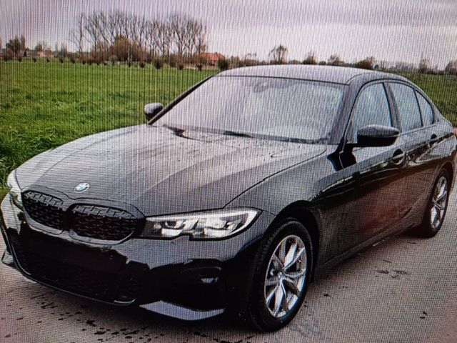 BMW 318 Baureihe 3 Lim. 318 i Sport Line M