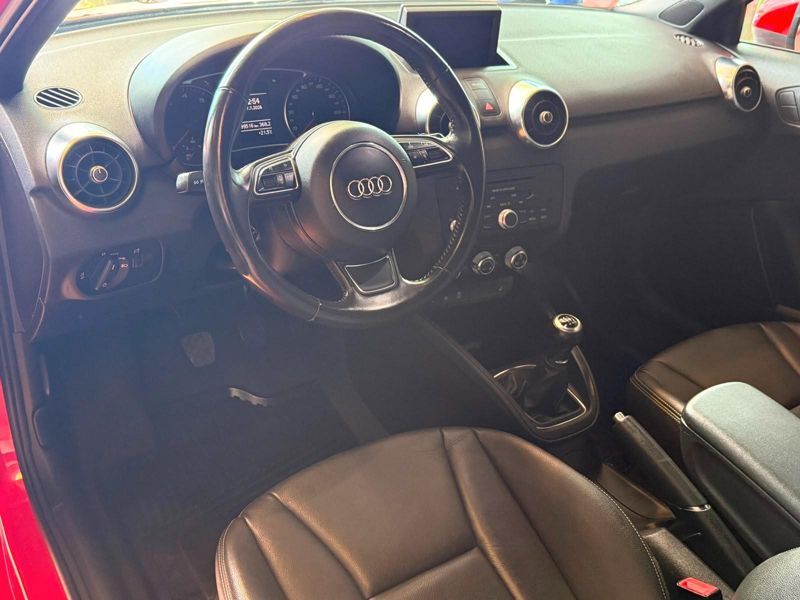 Audi A1 Sportback Volleder / Navi / Klimaautomatik