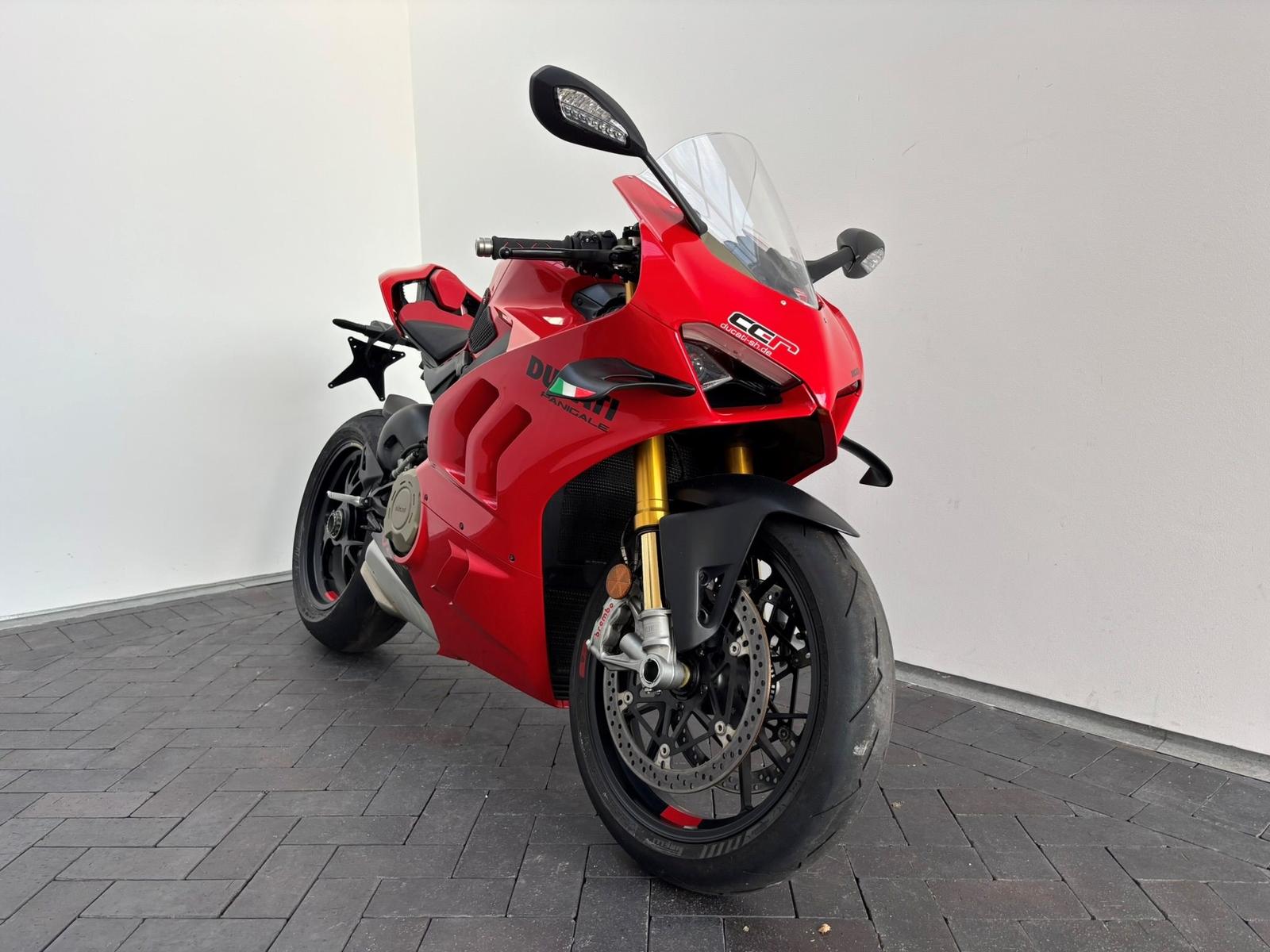 Ducati Panigale V4 S