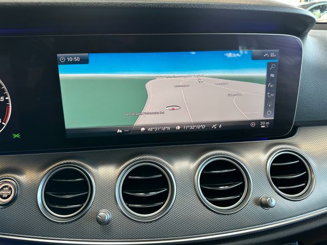 Mercedes-Benz E 350 d *4Matic*Led*Multibeam*Pano*AHK*