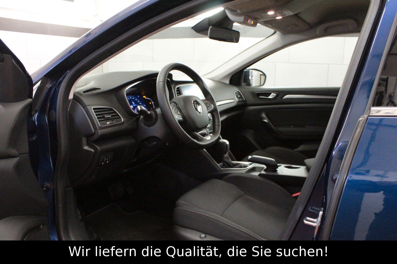 Fahrzeugabbildung Renault Megane TCe 140 EDC Zen Grdt.*R-Link*Sitzhzg*