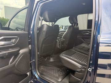 Dodge RAM - 10