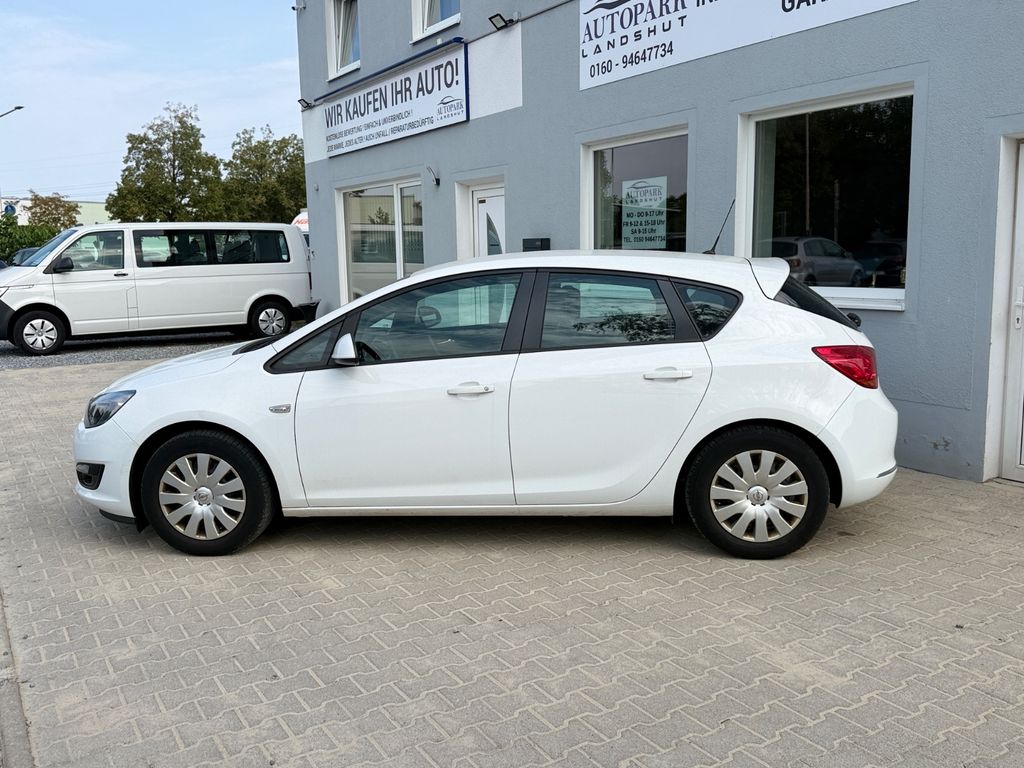 OPEL Astra – Bild 8 von 17
