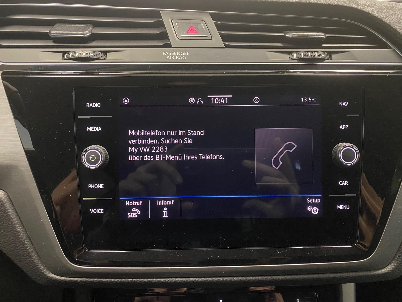 Fahrzeugabbildung Volkswagen Touran 1.5 TSI R-LINE COMFORTLINE DSG+ACC+AHK