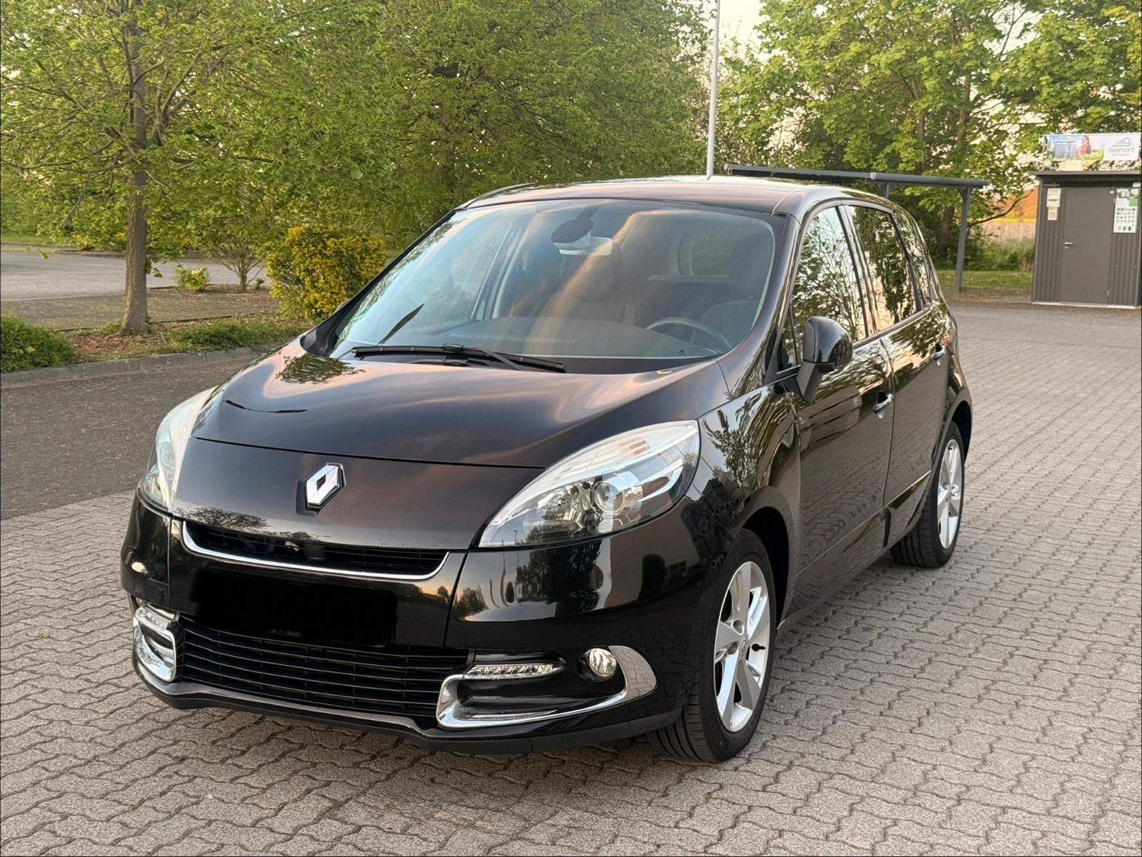 Renault Scenic Bose Edition dCi 110 EDC Top Zustand.!!!