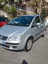 Fiat Idea 1.3 Multijet 16V 90 CV BlackMotion - silberne Fiat Idea