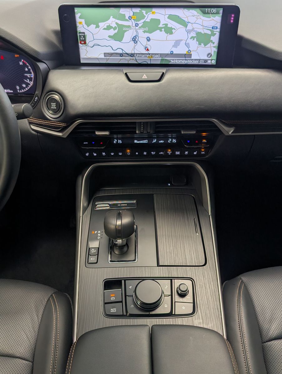 Fahrzeugabbildung Mazda CX-80 3.3L Homura PlusPANO*HUD*BOSE*NAPPA*7SIT