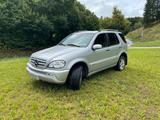 Mercedes-Benz ML 270, Automatik, Allrad, 8... - Mercedes-Benz ML 270 von privat