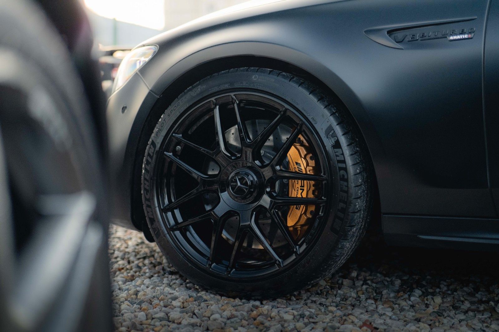 Fahrzeugabbildung Mercedes-Benz E 63 S AMG 4Matic+ Performance Night-Paket *ACC*