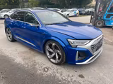 Audi SQ8 Sportback e-tron quattro Panorama - Audi Unfallwagen