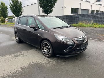 Opel Zafira - 1