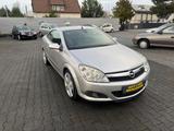 Opel Astra H Twin Top Endless Summer 6 Gang - Opel Astra mit Diesel-Antrieb: Cabrio