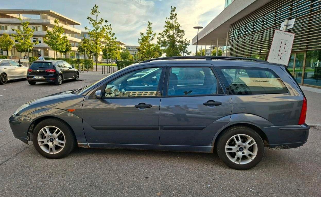 Ford Focus 2004 — photo 7