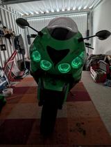 Kawasaki ZZR 1400 - KAWASAKI ZZR 1400