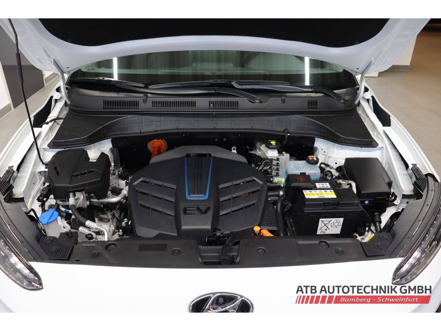 Fahrzeugabbildung Hyundai KONA Elektro Edition 30+ 39,2kWh 2WD 95,6% SOH N