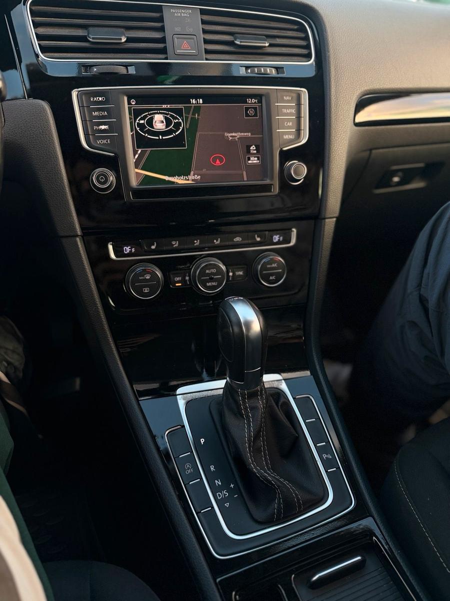 Volkswagen Golf 2015 — photo 7