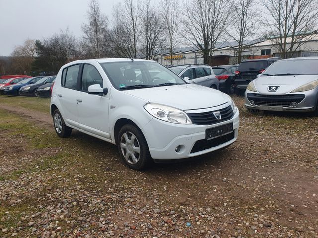 Dacia Sandero Laureate