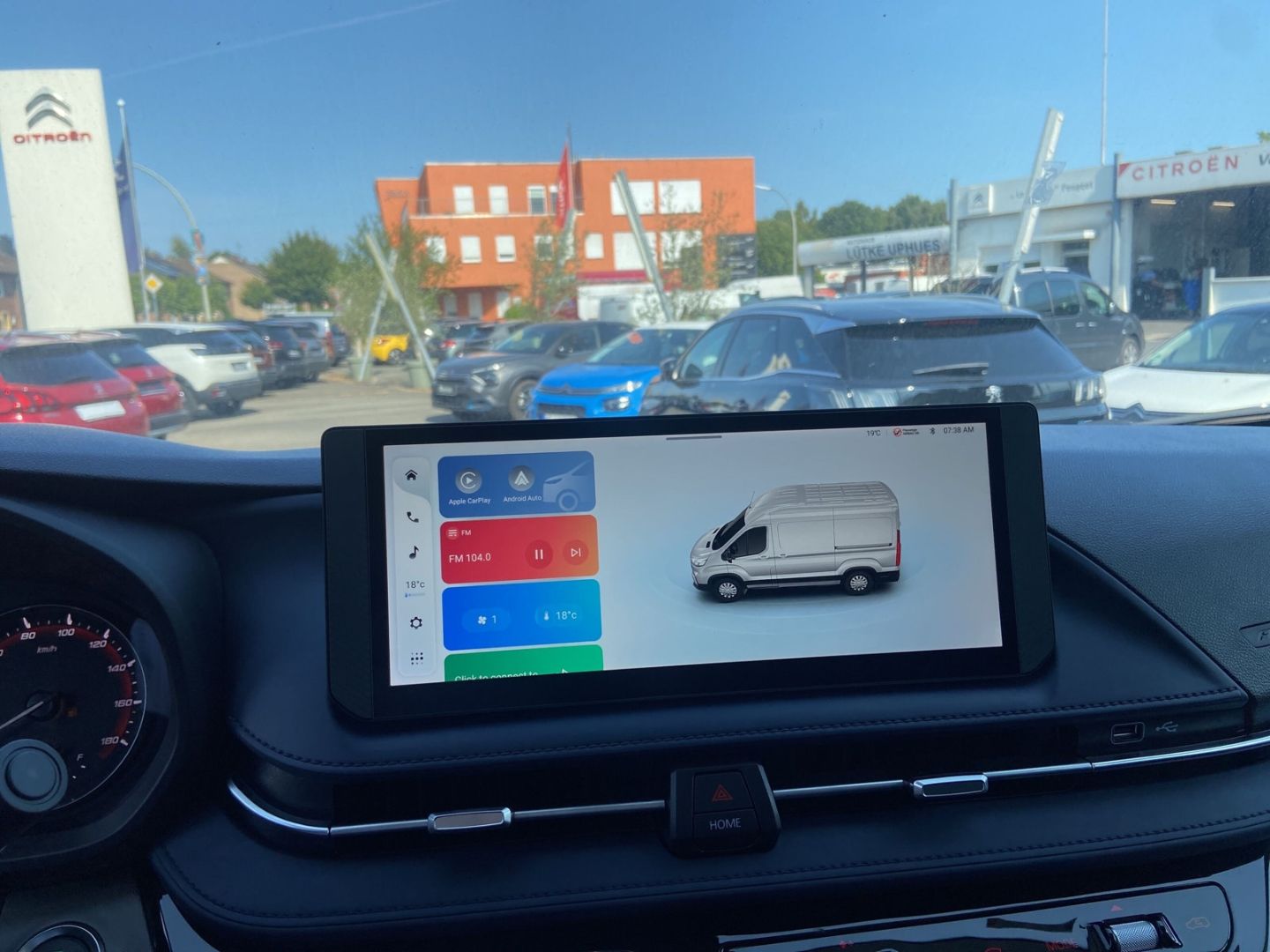 Fahrzeugabbildung Maxus Deliver9 KW 2.0 L3H2 FWD Luxury LED CarPlay DAB