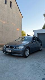 BMW 318d E90 |Scheckheftgepflegt TÚV bis 0... - BMW 318 aus 2006: 318d