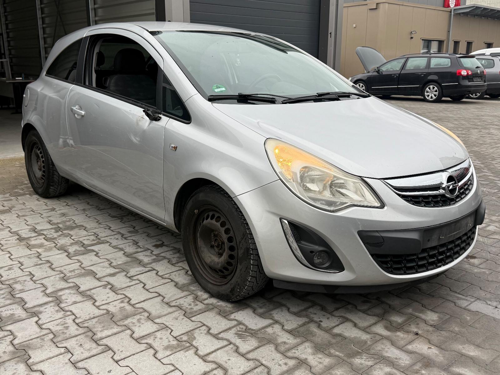 Opel Corsa D Navi