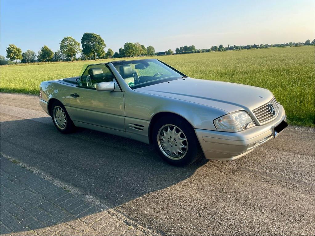 Mercedes-Benz SL 320