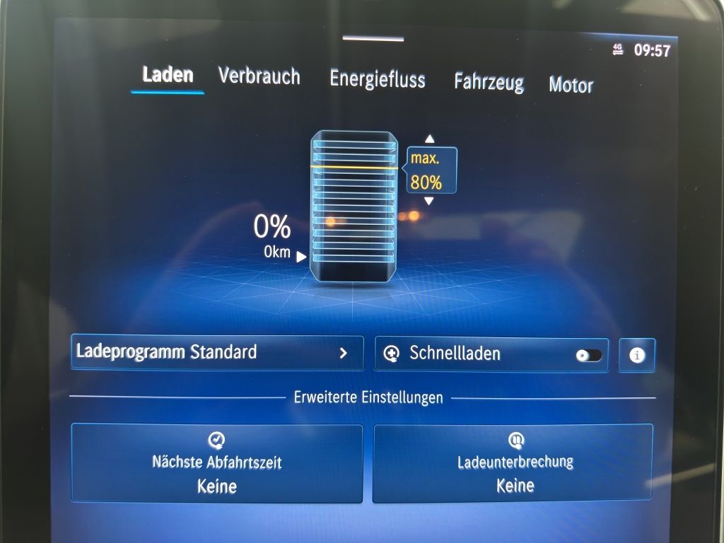 Fahrzeugabbildung Mercedes-Benz C 300 e *AMG*NIGHT*PANO*DISTRO*360°*HUD*MEMORY*