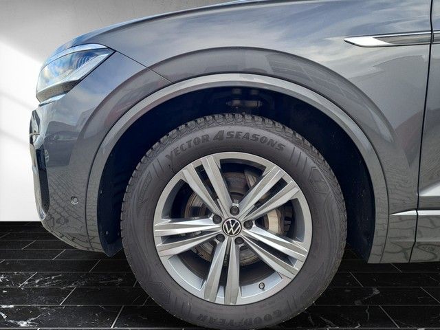 Fahrzeugabbildung Volkswagen Touareg TDI R-Line 4M Standhzg LED AHK Navi AID