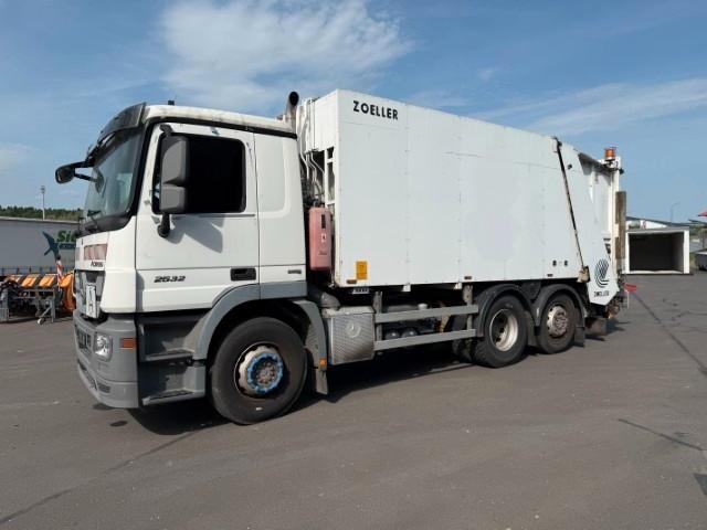 Mercedes-Benz Actros 2533 6x2 MP3 Zoeller XL