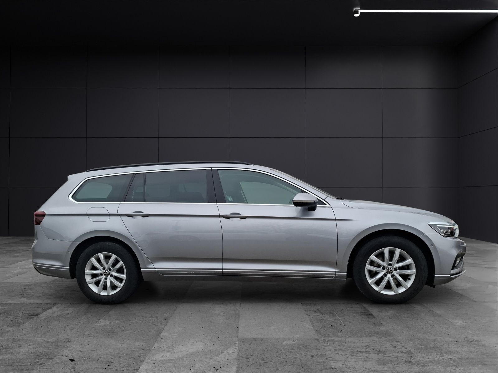 Fahrzeugabbildung Volkswagen Passat Variant TSI Business DSG Matrix Navi AID