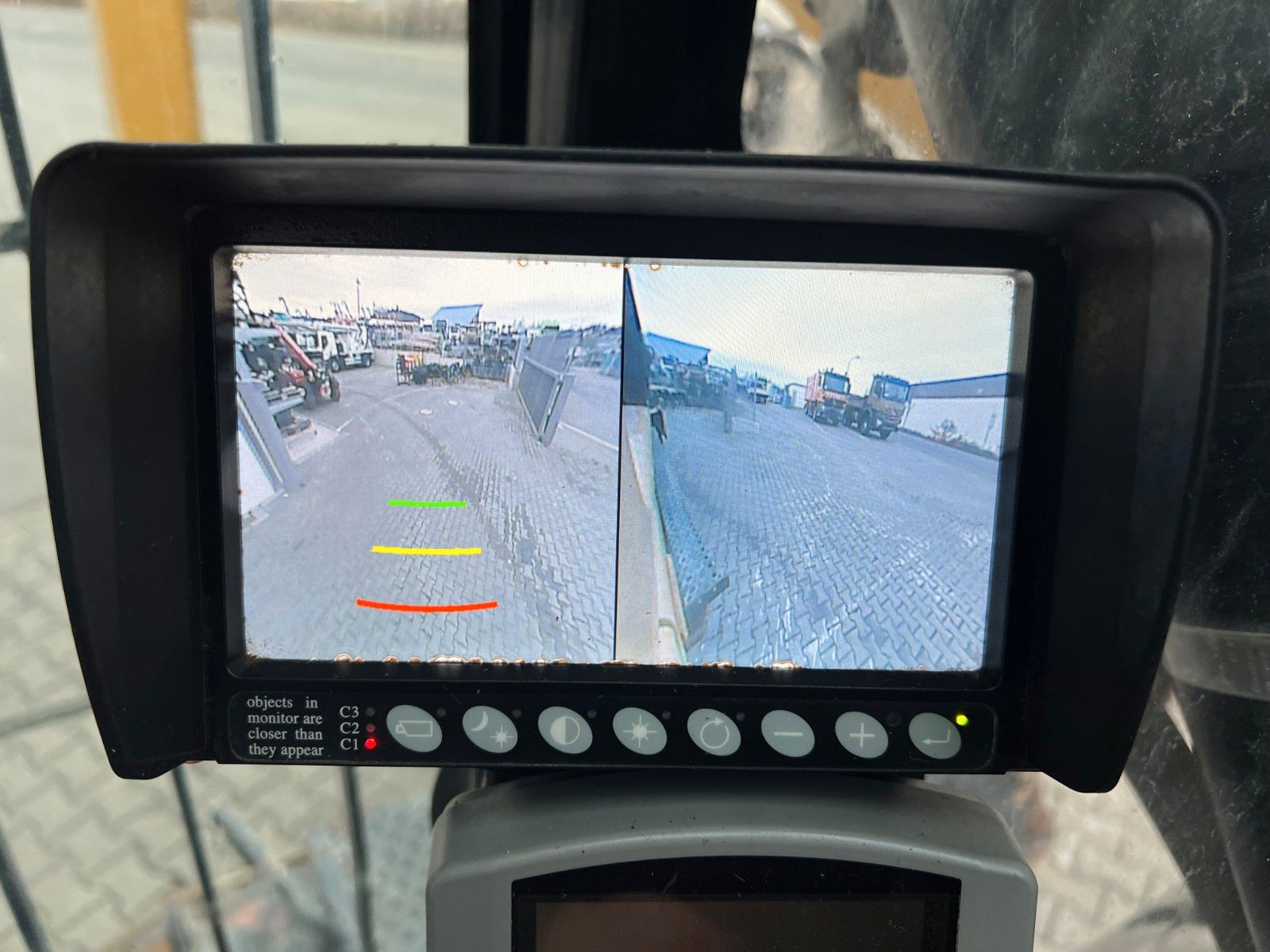 Fahrzeugabbildung CAT MH3024 / MH 3024 / Greifer / 2018 / 10.735h