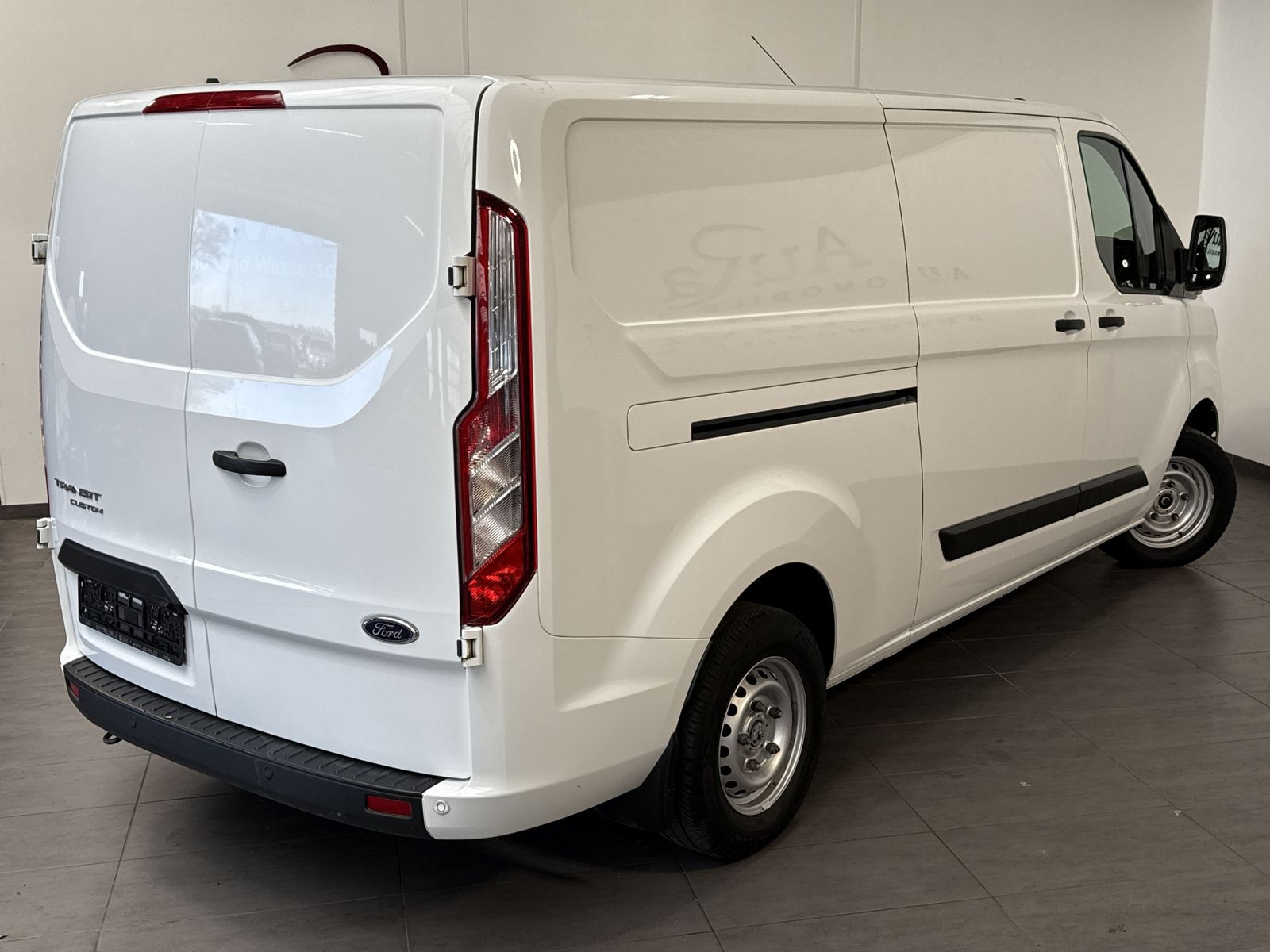 Fahrzeugabbildung Ford Custom 300 L2 NAV+BLUETOOTH+KAMERA+KLIMA+SHZ+PP