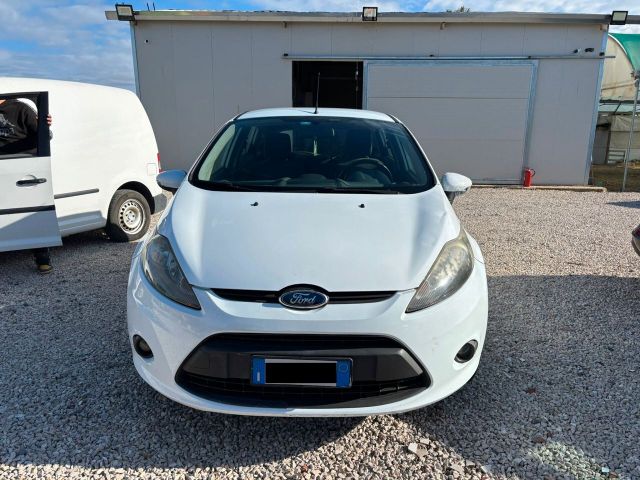 Ford Fiesta 1.4 5 porte Bz.- GPL Titanium