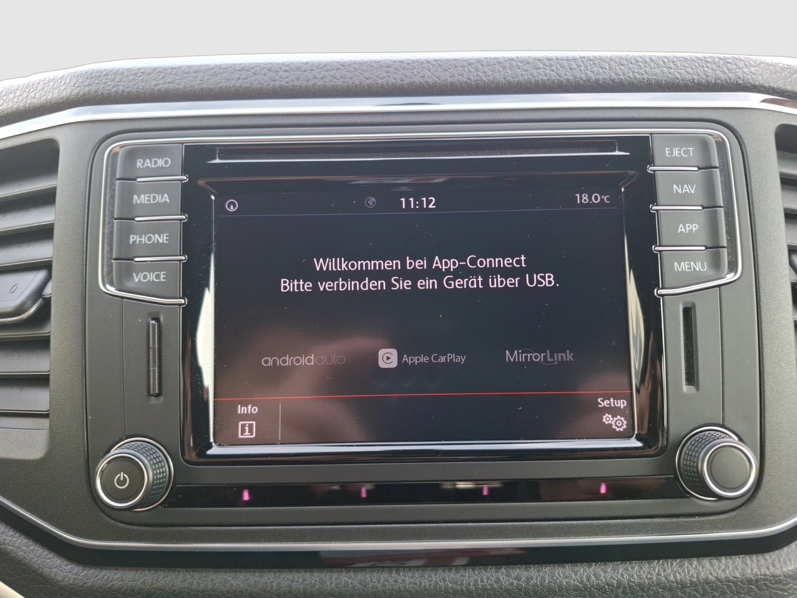 Fahrzeugabbildung Volkswagen Amarok TDI Aventura DC DSG 4M STH Xenon AHK Navi