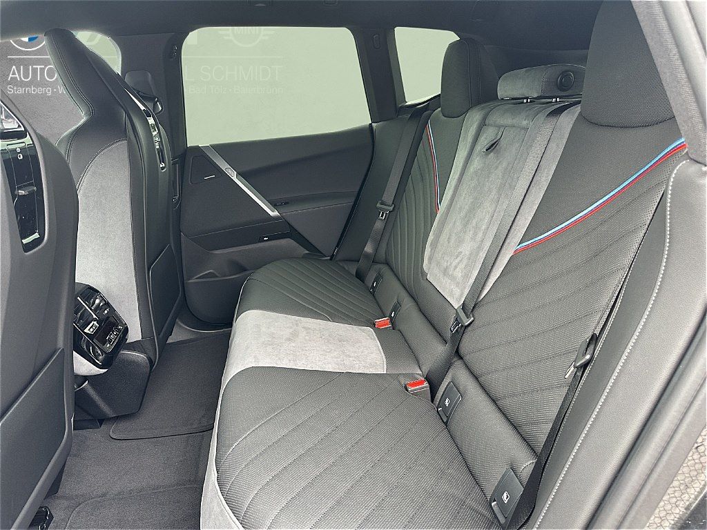 BMW iX - Bild 10