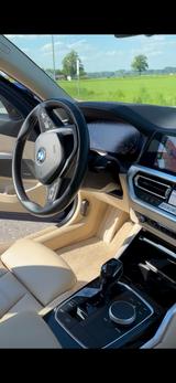 BMW 320i | Luxury Line | HK | HUD | Laser | RFK - BMW 320 Gebrauchtwagen in München