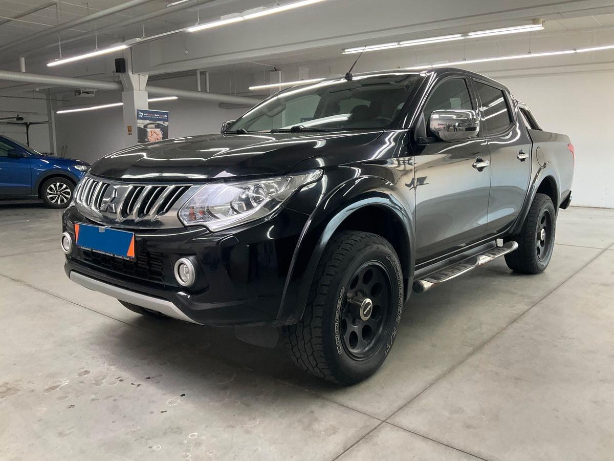 Mitsubishi L 200 2.4 DI-D Top DoKa 4WD +1.HAND+BI-XENON+AHK